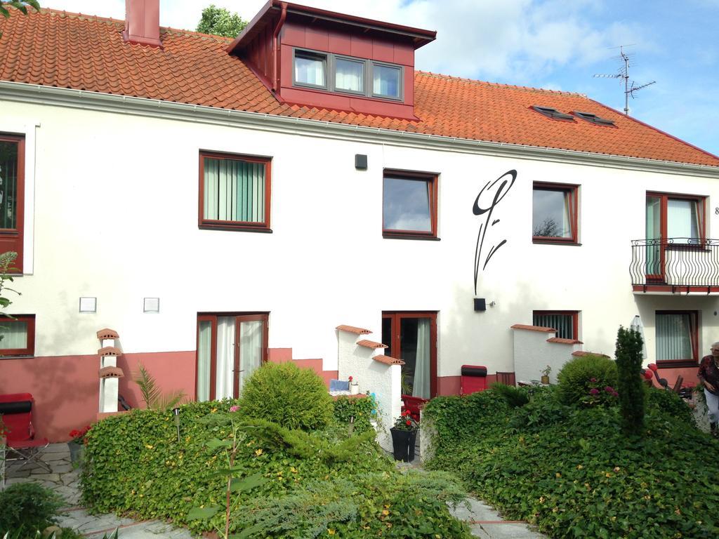 Solrosen I Simrishamn - Oesterlen Номер фото