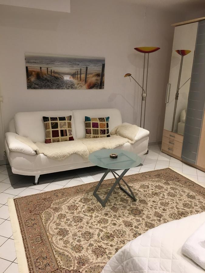 Solrosen I Simrishamn - Oesterlen Екстер'єр фото